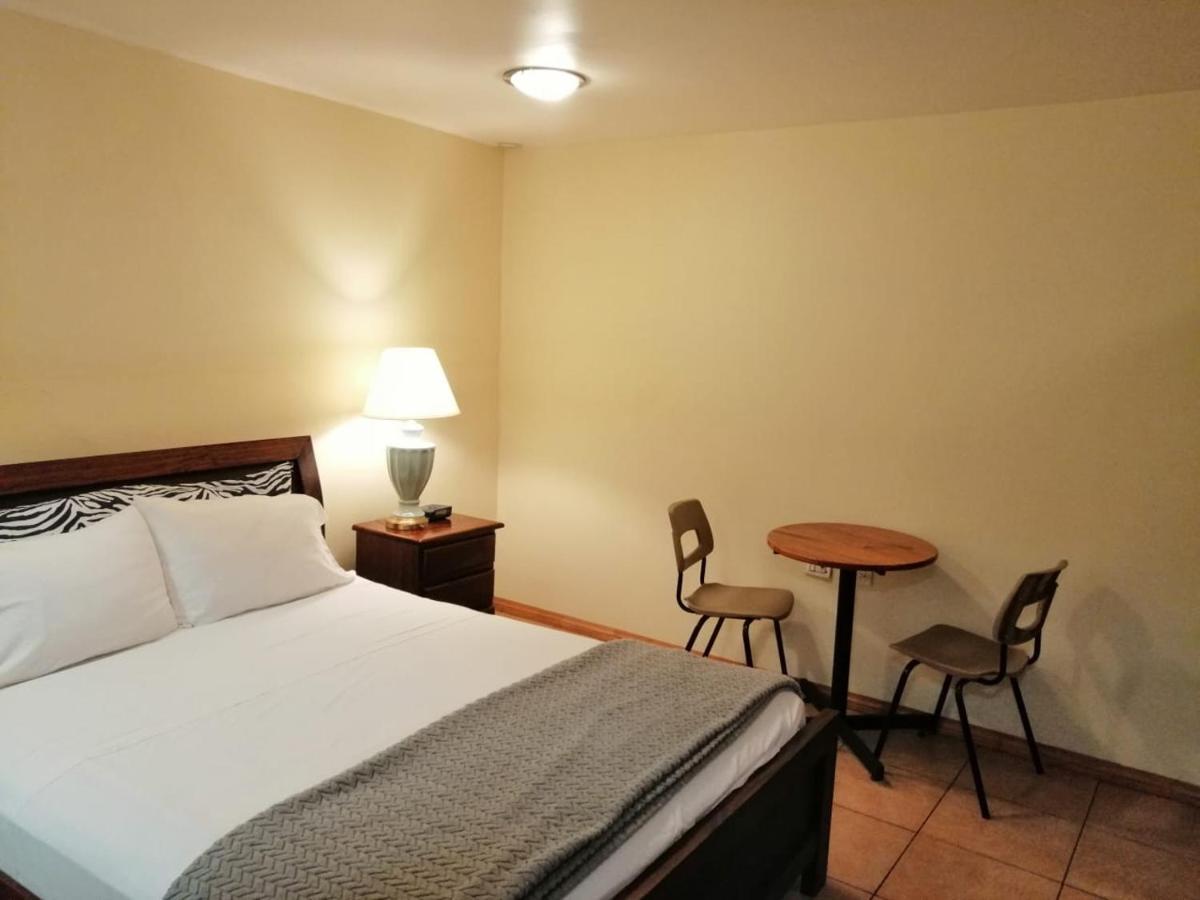 Apartotel Don Francisco San Jose  Eksteriør bilde