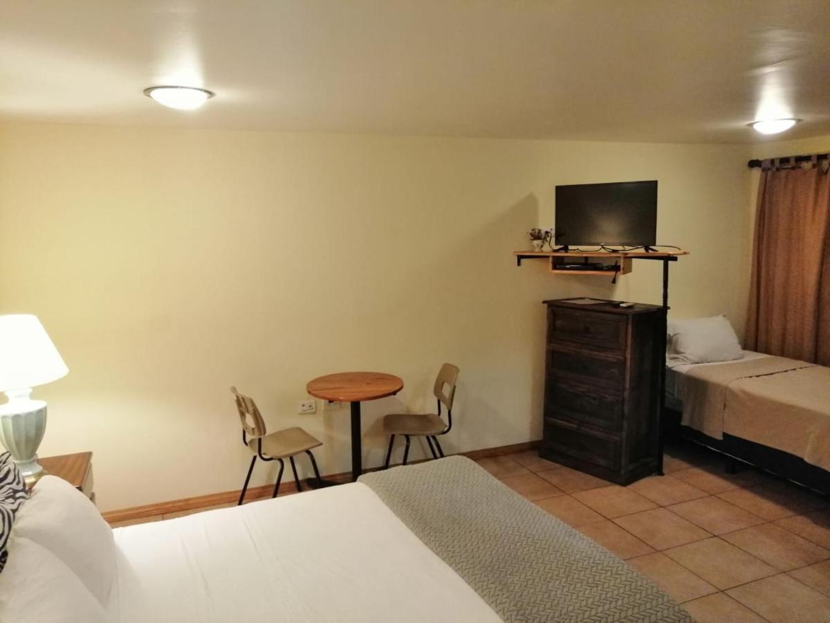 Apartotel Don Francisco San Jose  Eksteriør bilde